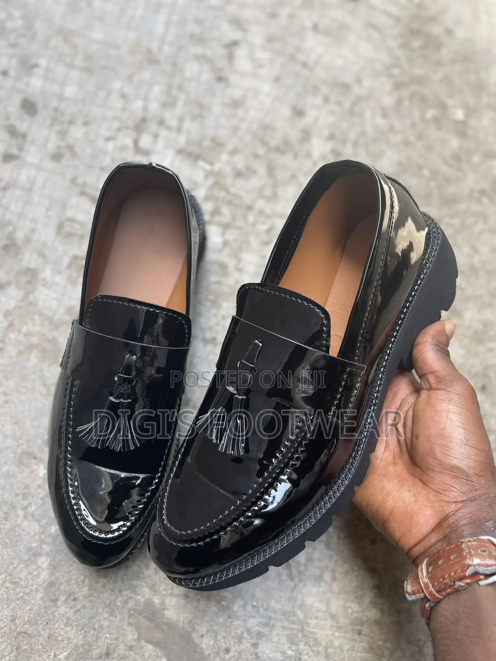 Black Mirror Ring-My-Bell Shoe