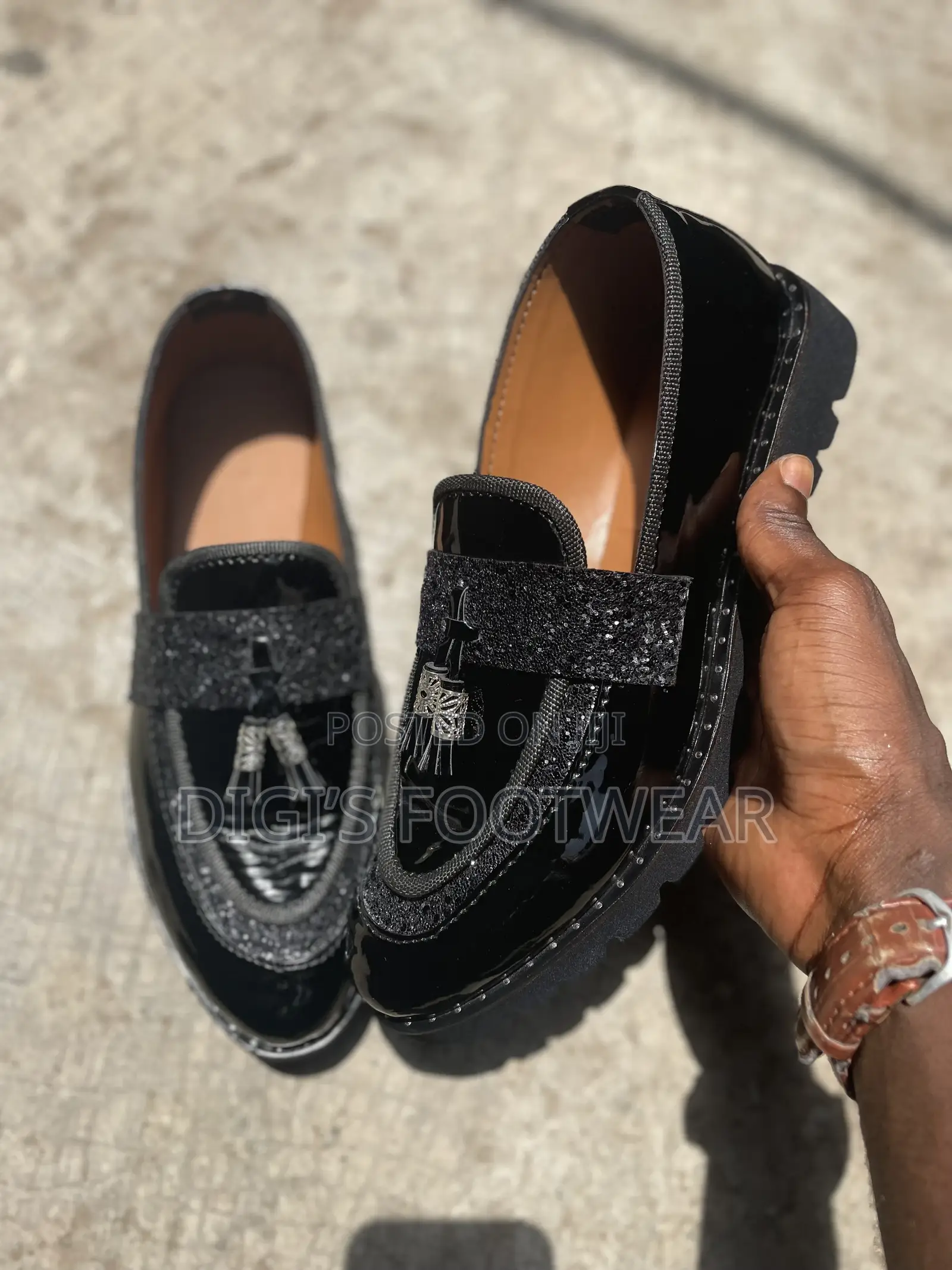 Black Ring-My-Bell Design Shoe