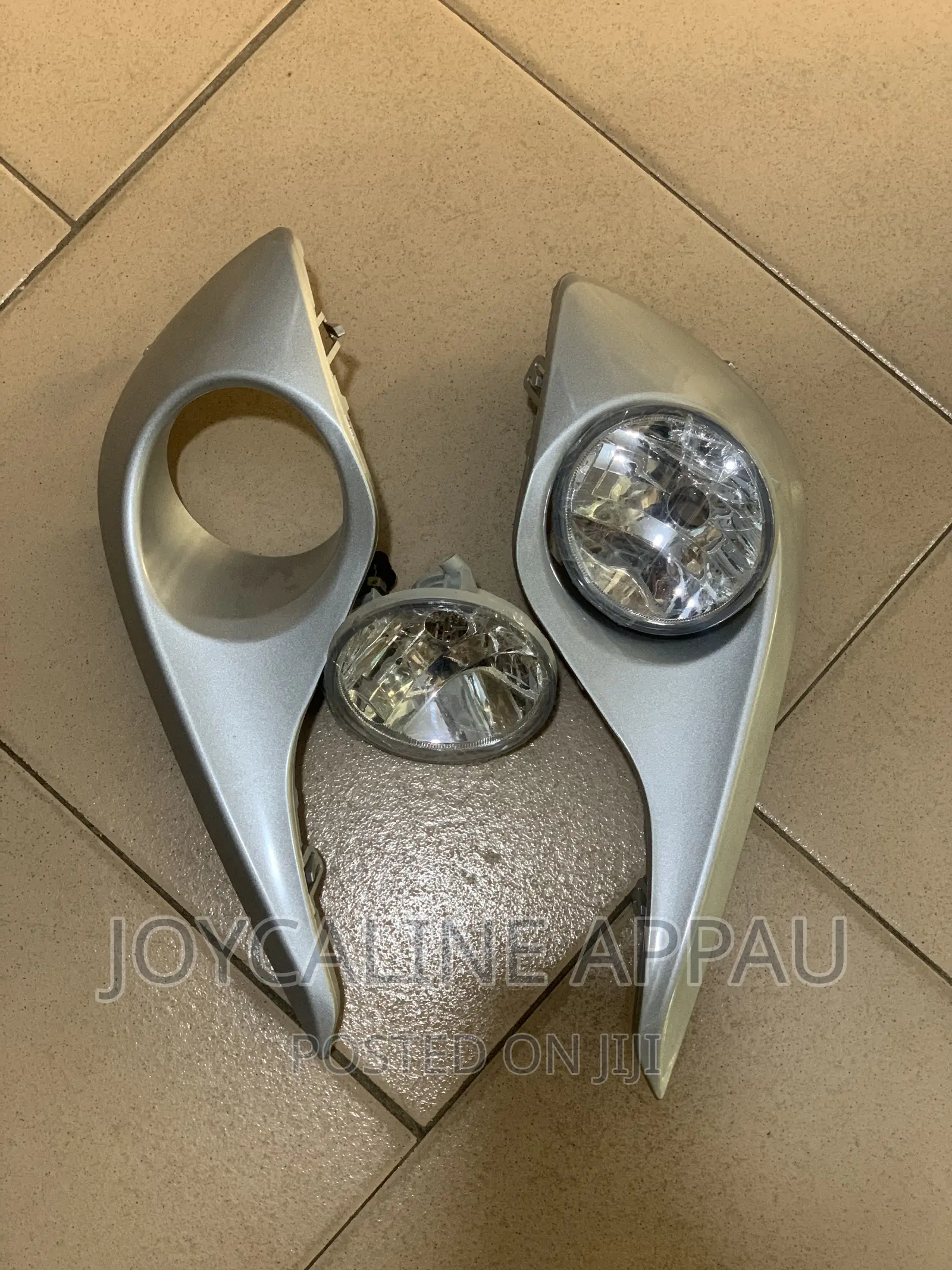 Highlander 2012 Fog Light and Cover
