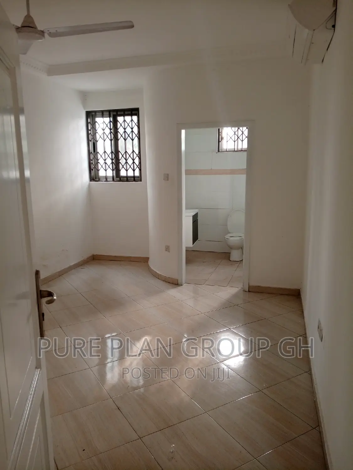 2bdrm Apartment in Abelemkpe for rent