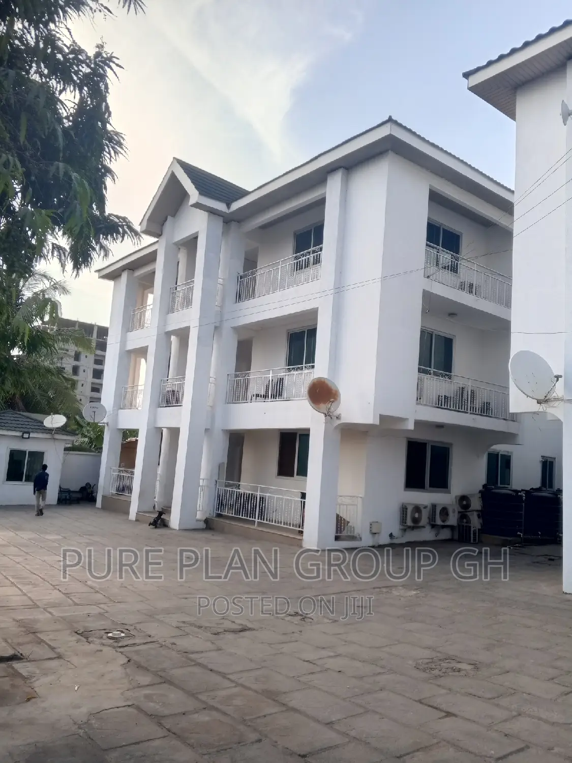 2bdrm Apartment in Abelemkpe for rent