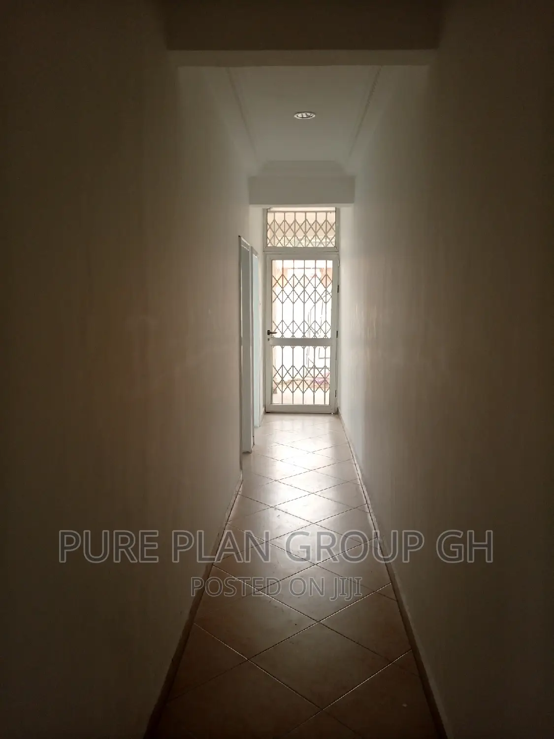 2bdrm Apartment in Abelemkpe for rent