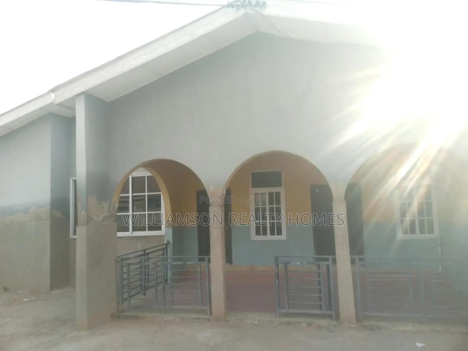 5bdrm House in Community 18 Area, Spintex for rent