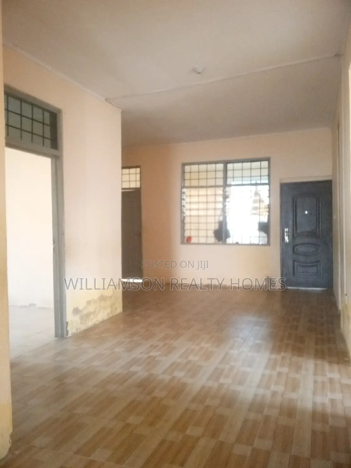 5bdrm House in Community 18 Area, Spintex for rent