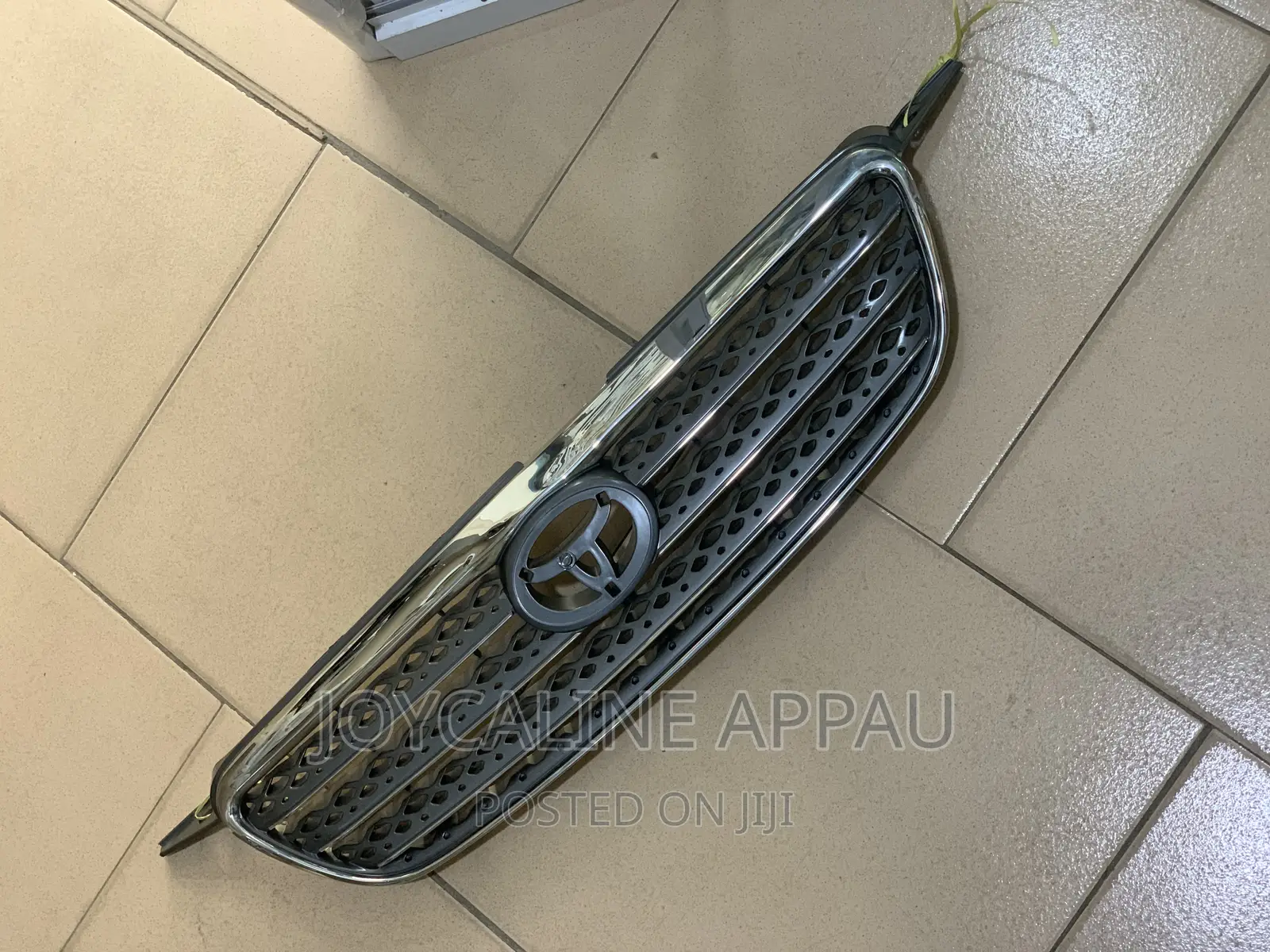 Corolla 2003 to 2006 Front Grille