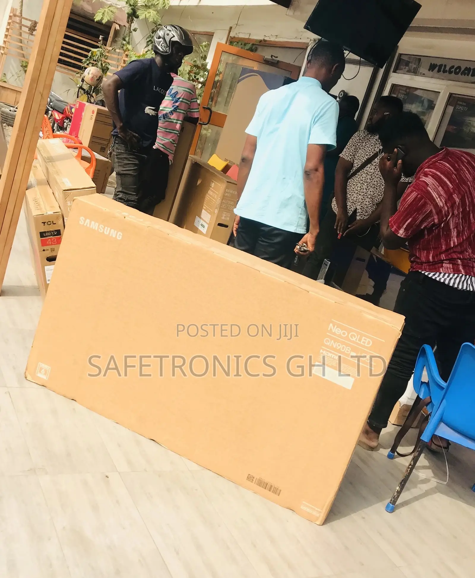 Smart Black Electric Samsung Glossy Qled QN90B 55 Inches