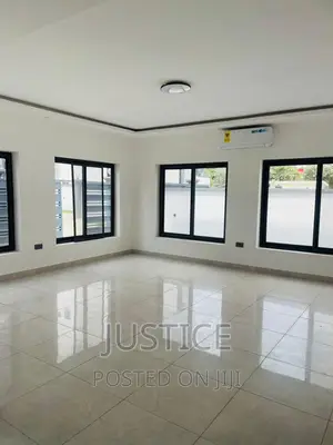 6bdrm Penthouse in Shiashie East Legon for sale