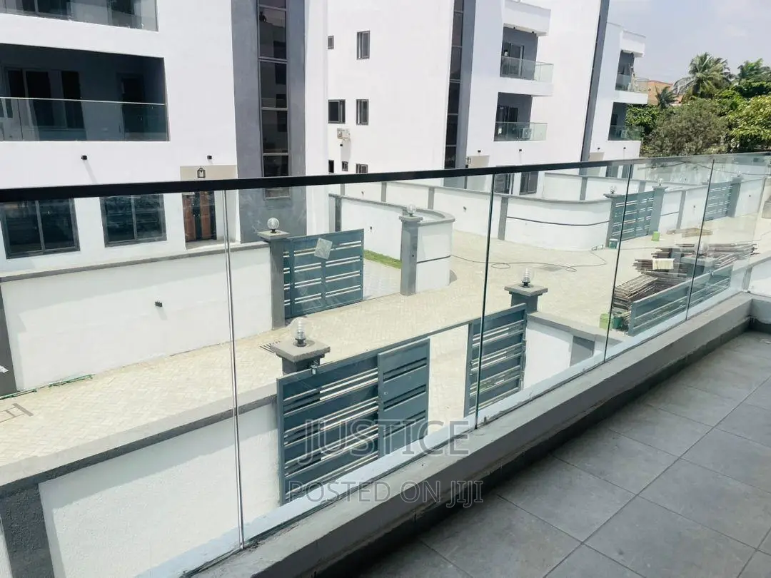 6bdrm Penthouse in Shiashie East Legon for sale