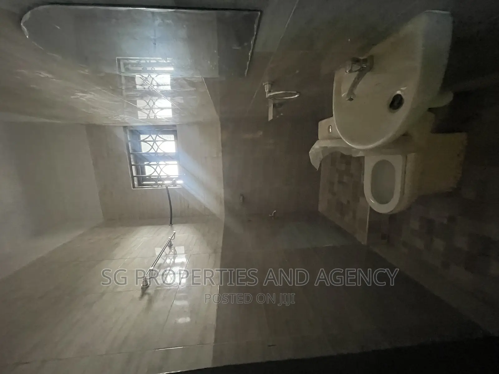 1bdrm Apartment in Adjei Kojo, Tema Metropolitan for rent