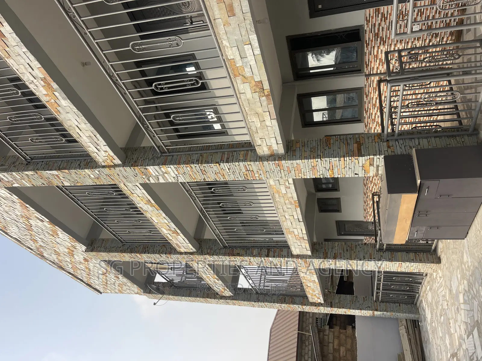 1bdrm Apartment in Adjei Kojo, Tema Metropolitan for rent