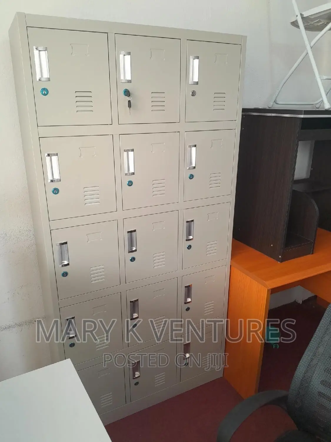 15 Doors Lockers