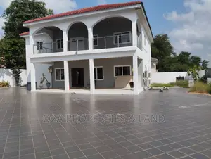 5bdrm House in Airport Residential Area for rent