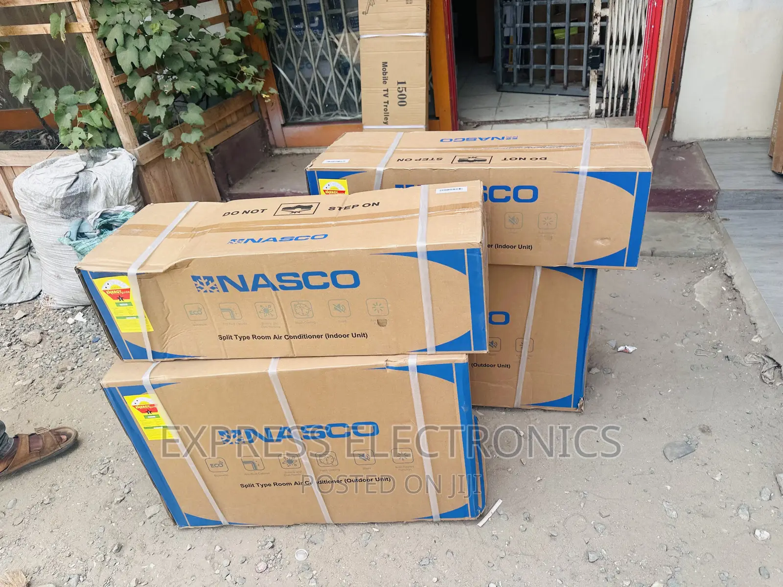 2.5hp Split R410 Gas Nasco White