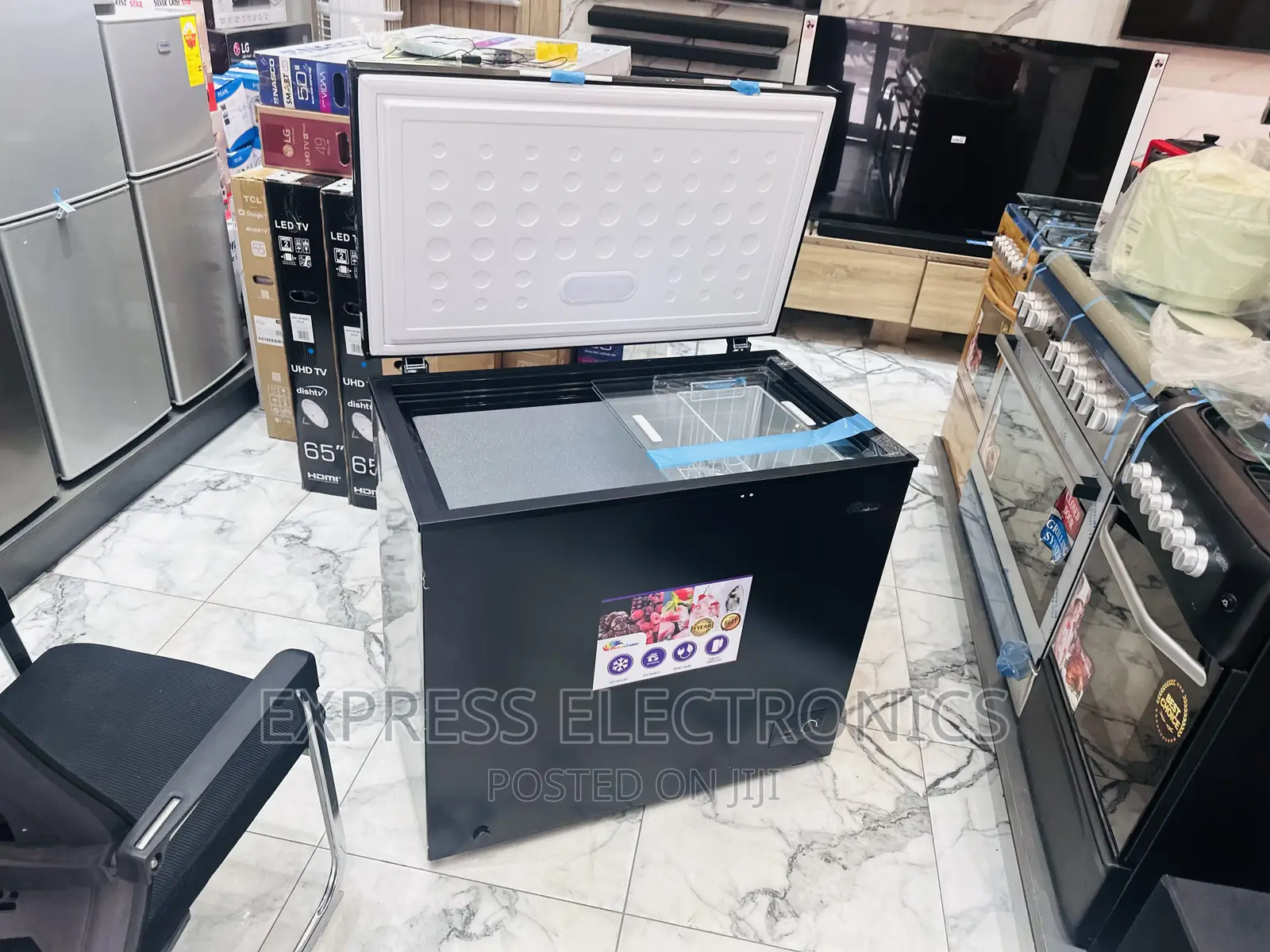 Shop the Best Rainbow Chest Freezer Single Door 200L