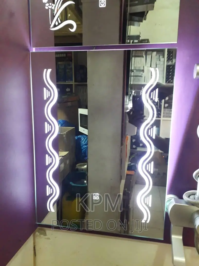 Mirror With Light Led