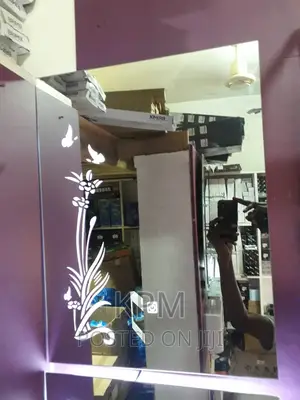 Mirror With Light Led
