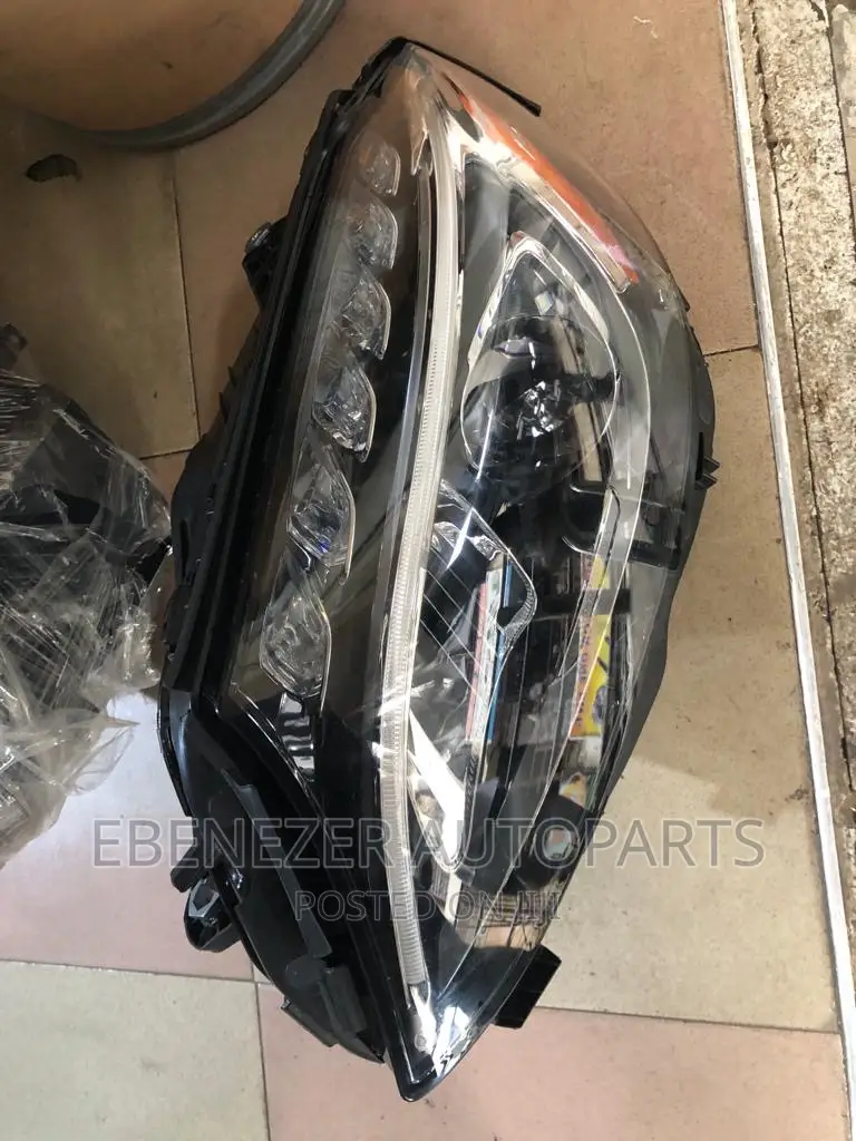 Mercedes Benz C300 Upgrade Headlights