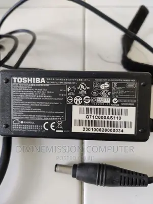 Toshiba Charger 19v.=3.42a. 65w