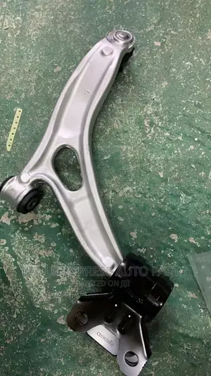 Ford Focus Lower Control Arm