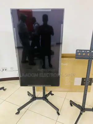 Newly in Stock Moveable Tv Trolly for 32”-70 Inch.