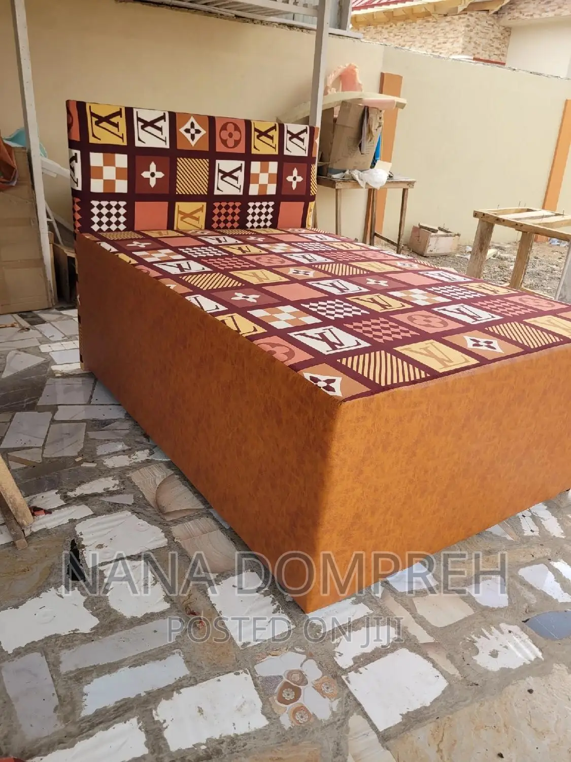 Inbuilt Double Bed