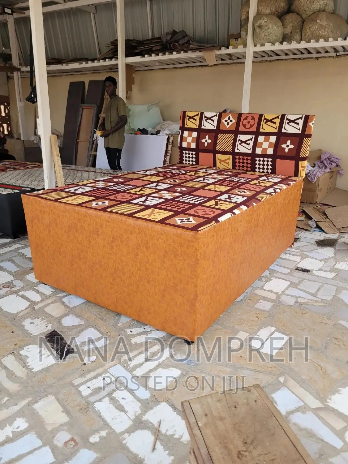 Inbuilt Double Bed