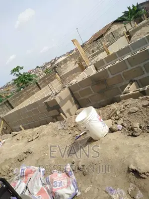 Building Contractor