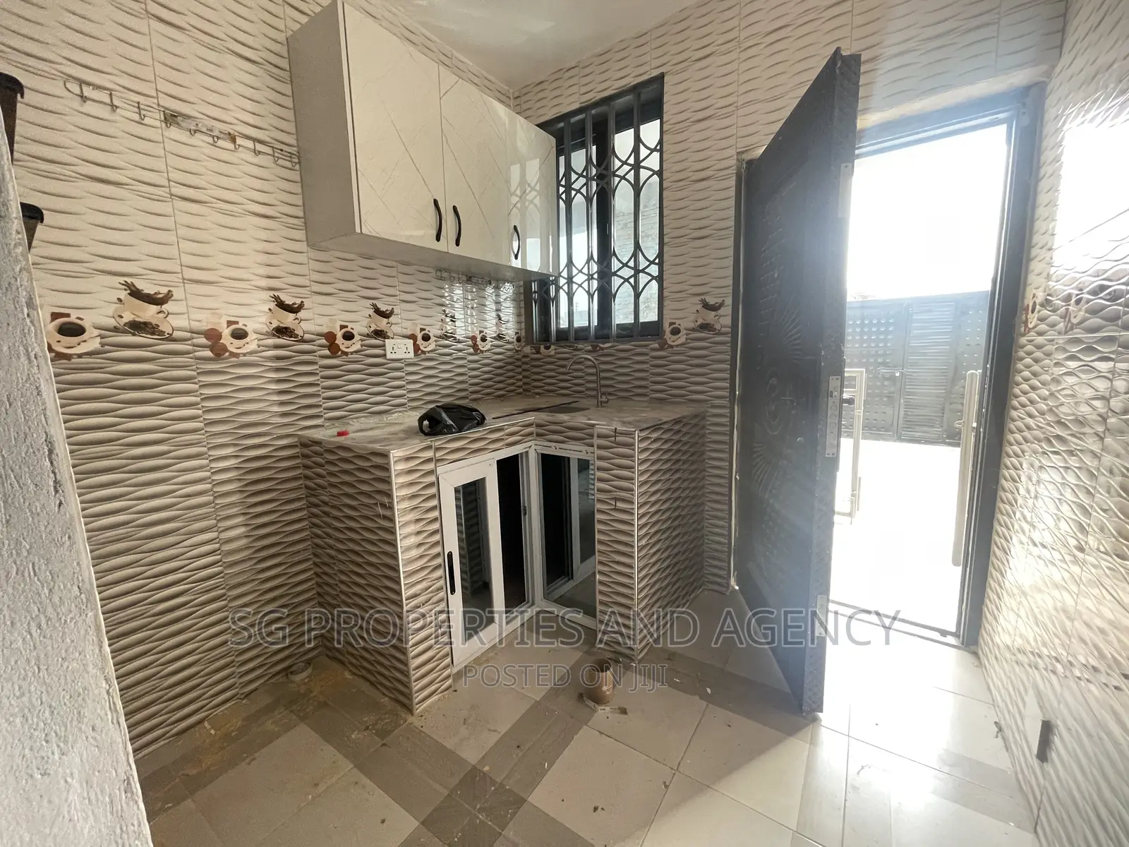 1bdrm Apartment in Adjei Kojo, Tema Metropolitan for rent