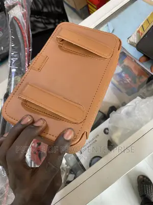Hanger Tissue Box Leather