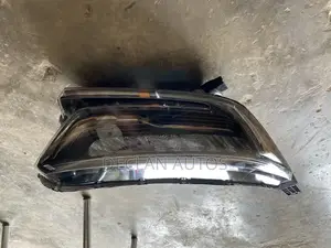 Honda CR-V 2020 - 2022 Black Edition Headlight