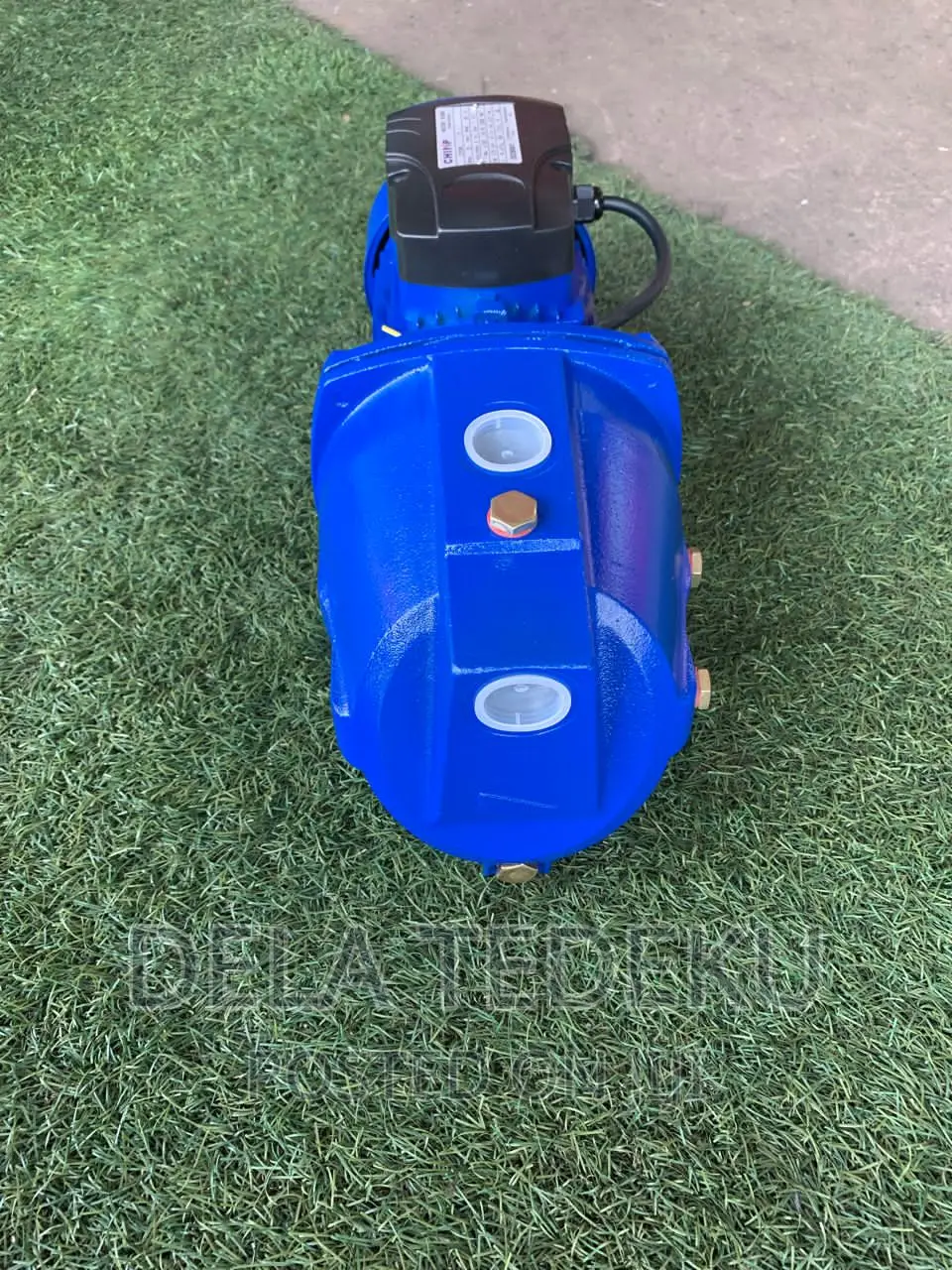 1.5hp Ecoolmax Cast Jet Water Pump/ at Caprice Bus Stop