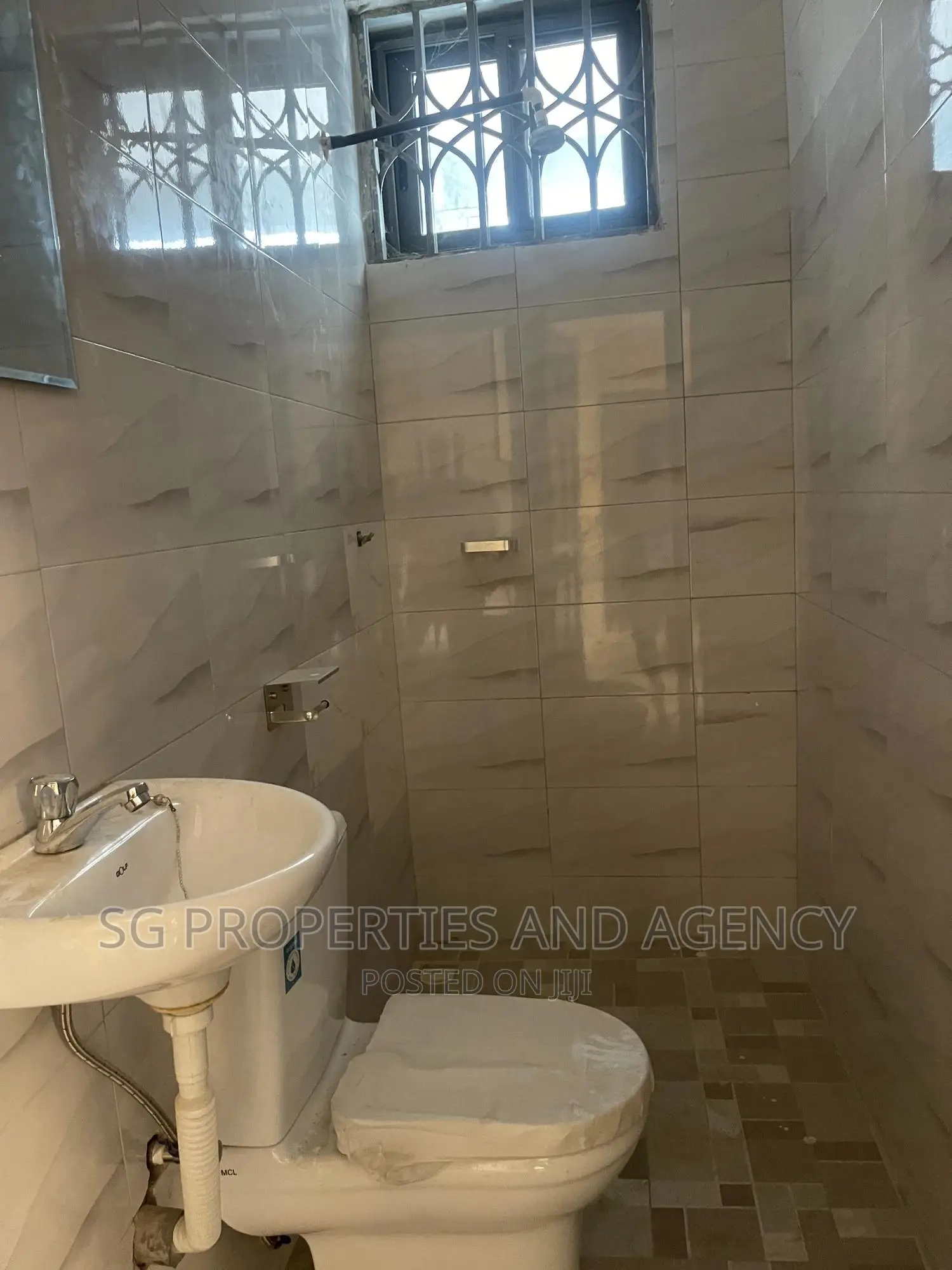 1bdrm Apartment in Adjei Kojo, Tema Metropolitan for rent