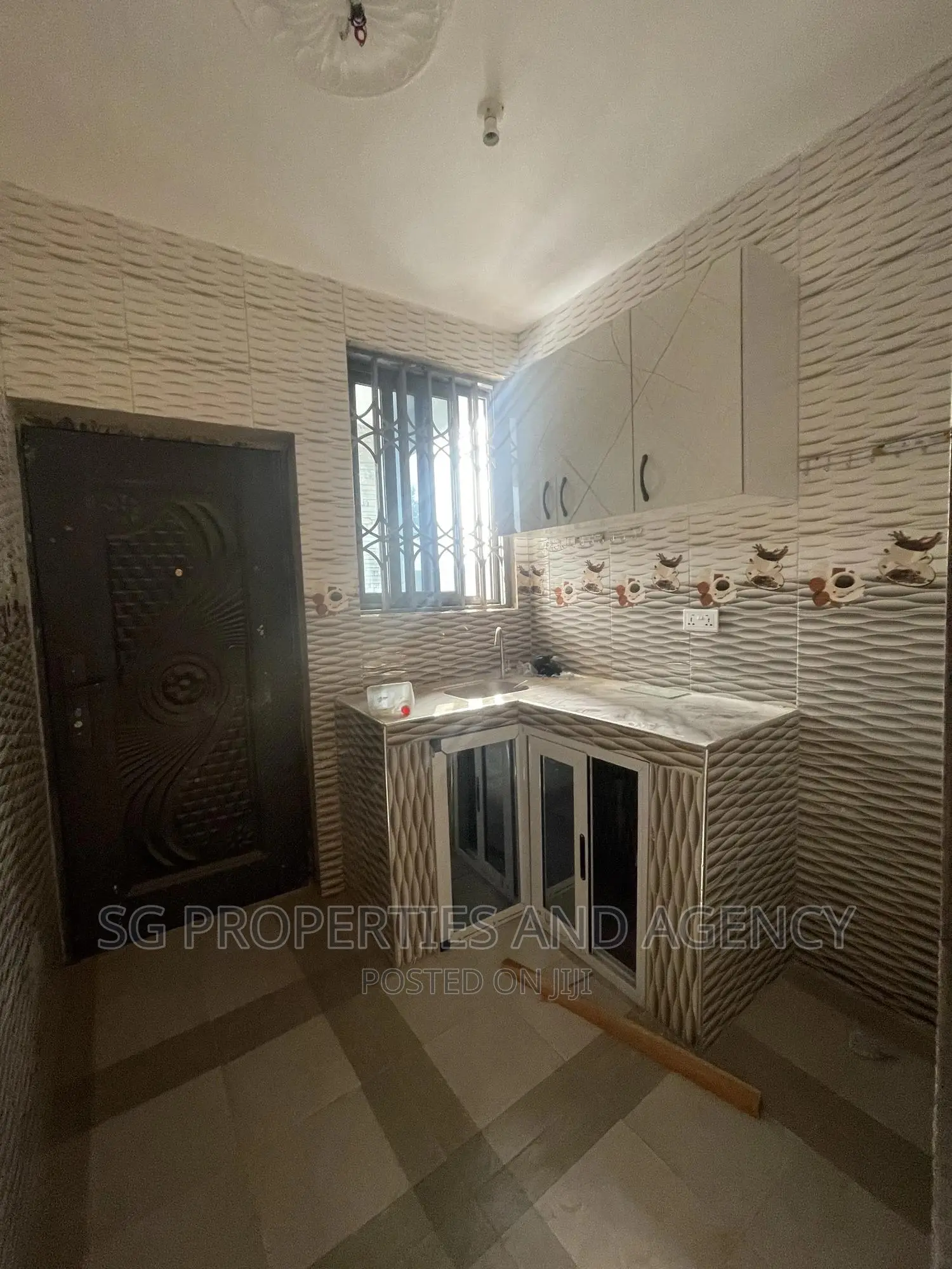 1bdrm Apartment in Adjei Kojo, Tema Metropolitan for rent