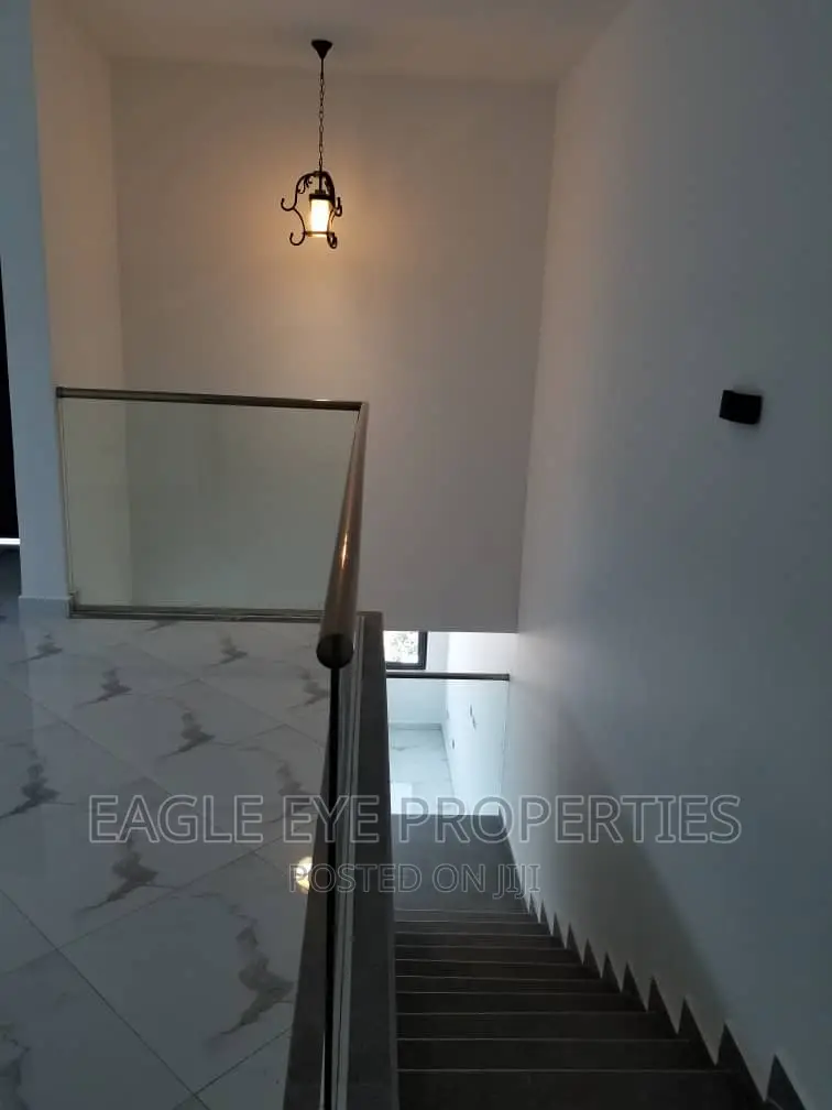 3bdrm House in Achimota for sale