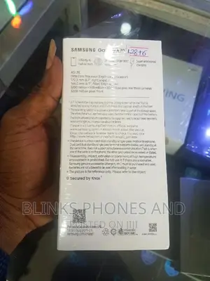 New Samsung Galaxy A70 128 GB Green