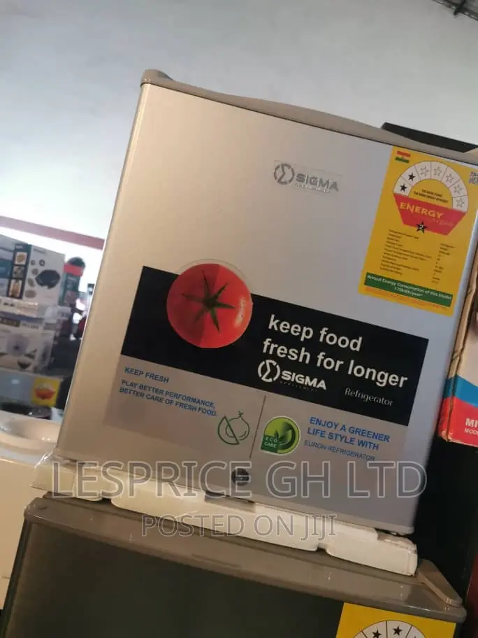 Fast Cooling//Sigma 47L Bedside Fridge