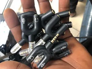 Audio Stereo Splitter Male to Female Converter