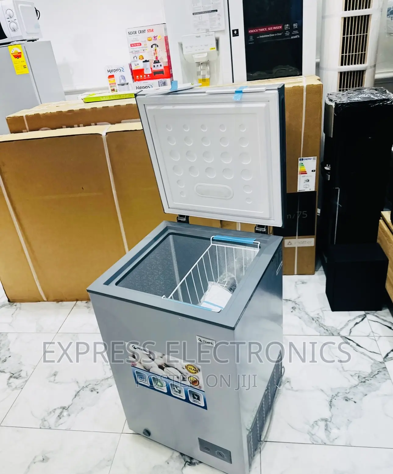 Ice  Vault Chest Freezer Single Door Pearl 100L Grey