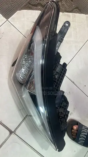 Hyundai Santafe 2016 Headlamp