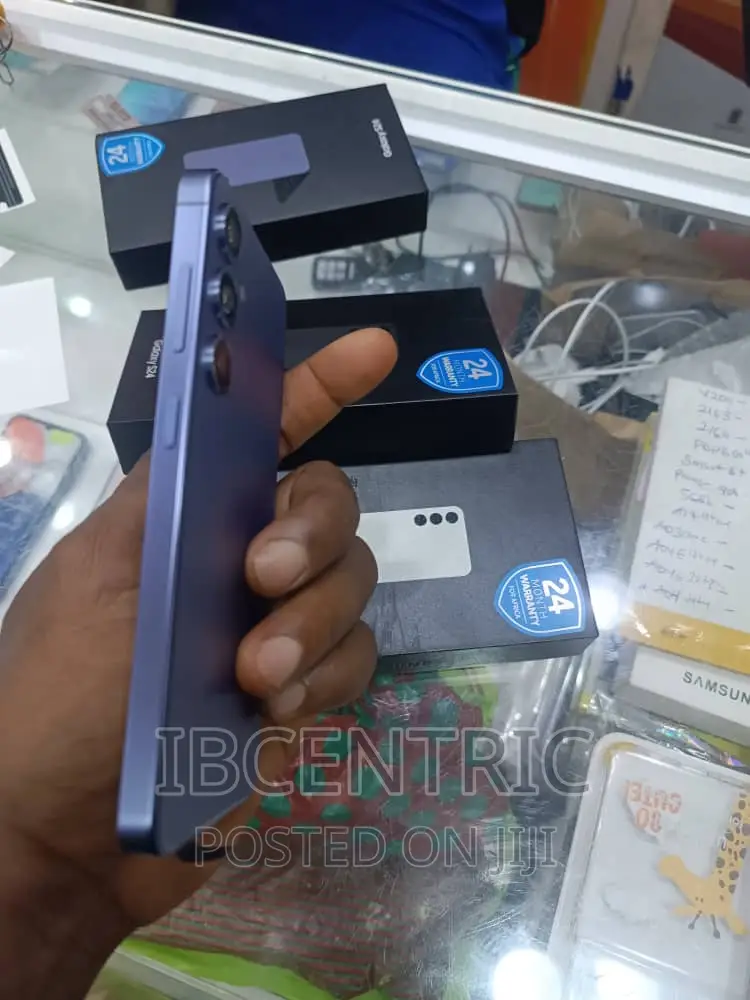 New Samsung Galaxy S24 256 GB Black