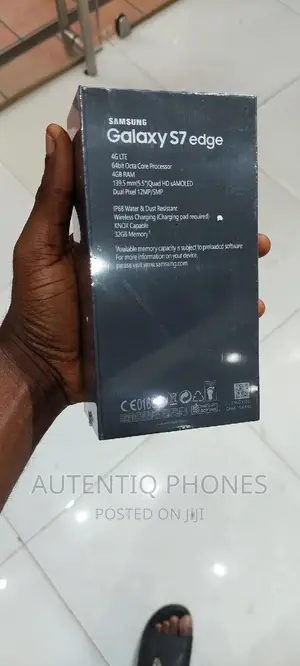 New Samsung Galaxy S7 edge 32 GB Black