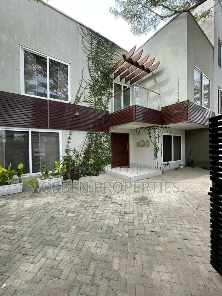 Furnished 4bdrm Mansion in Pleasant Properties, Aburi for sale