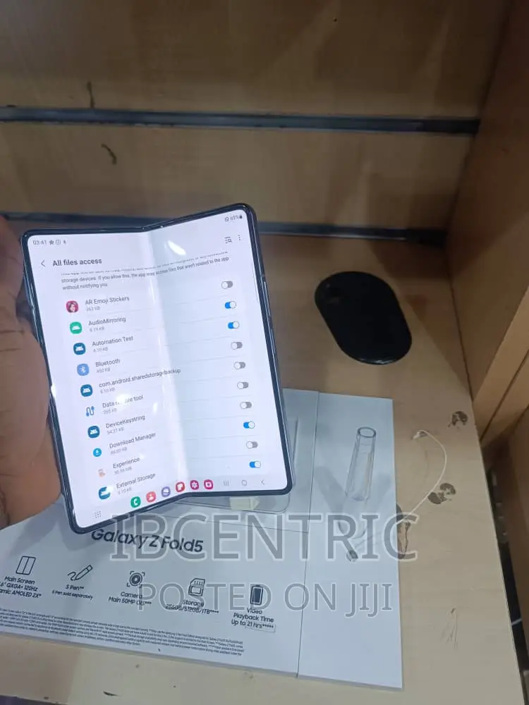 New Samsung Galaxy Z Fold 5 256 GB White