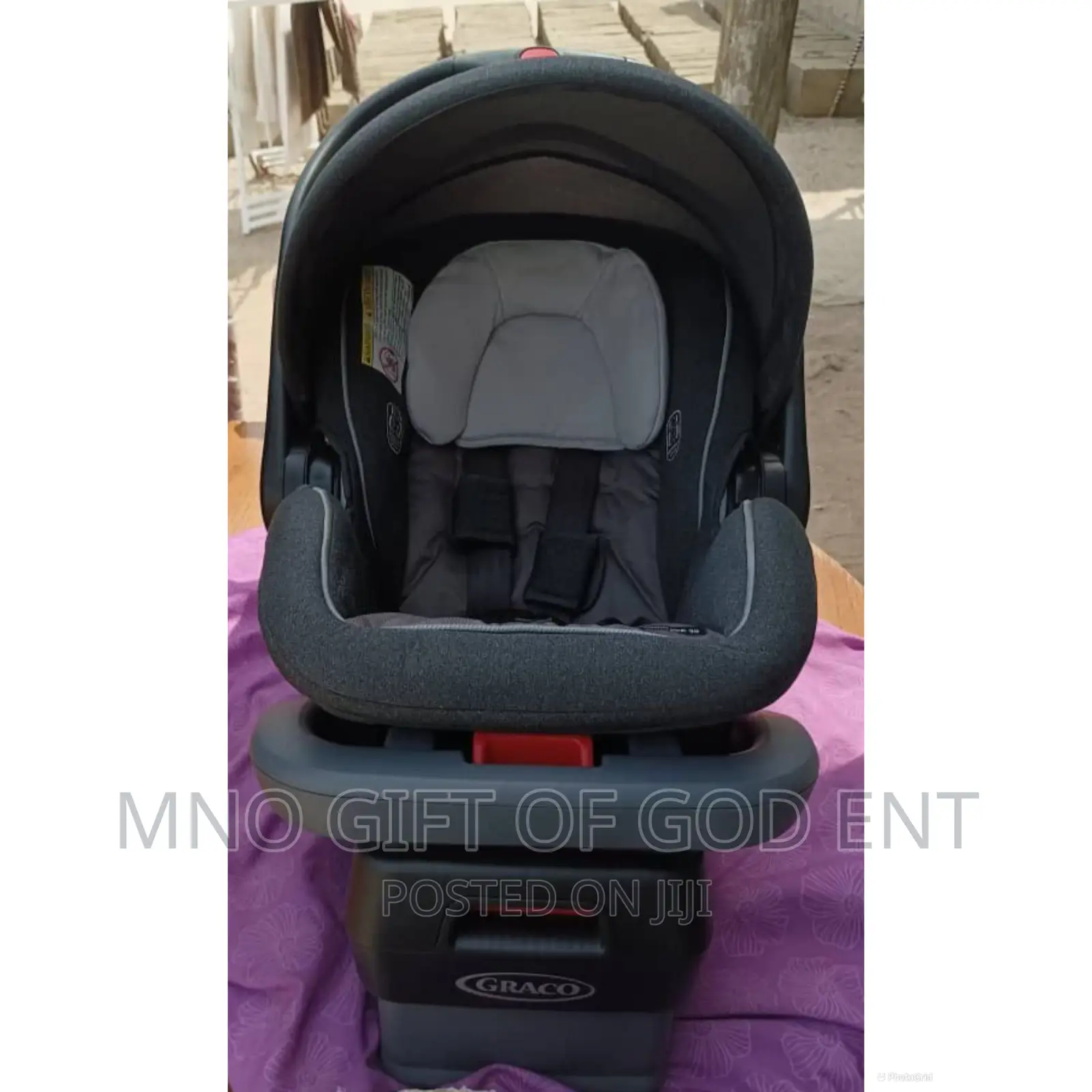 Graco Snugride Snuglock 35 DLX Infant Car Seat - Gallery