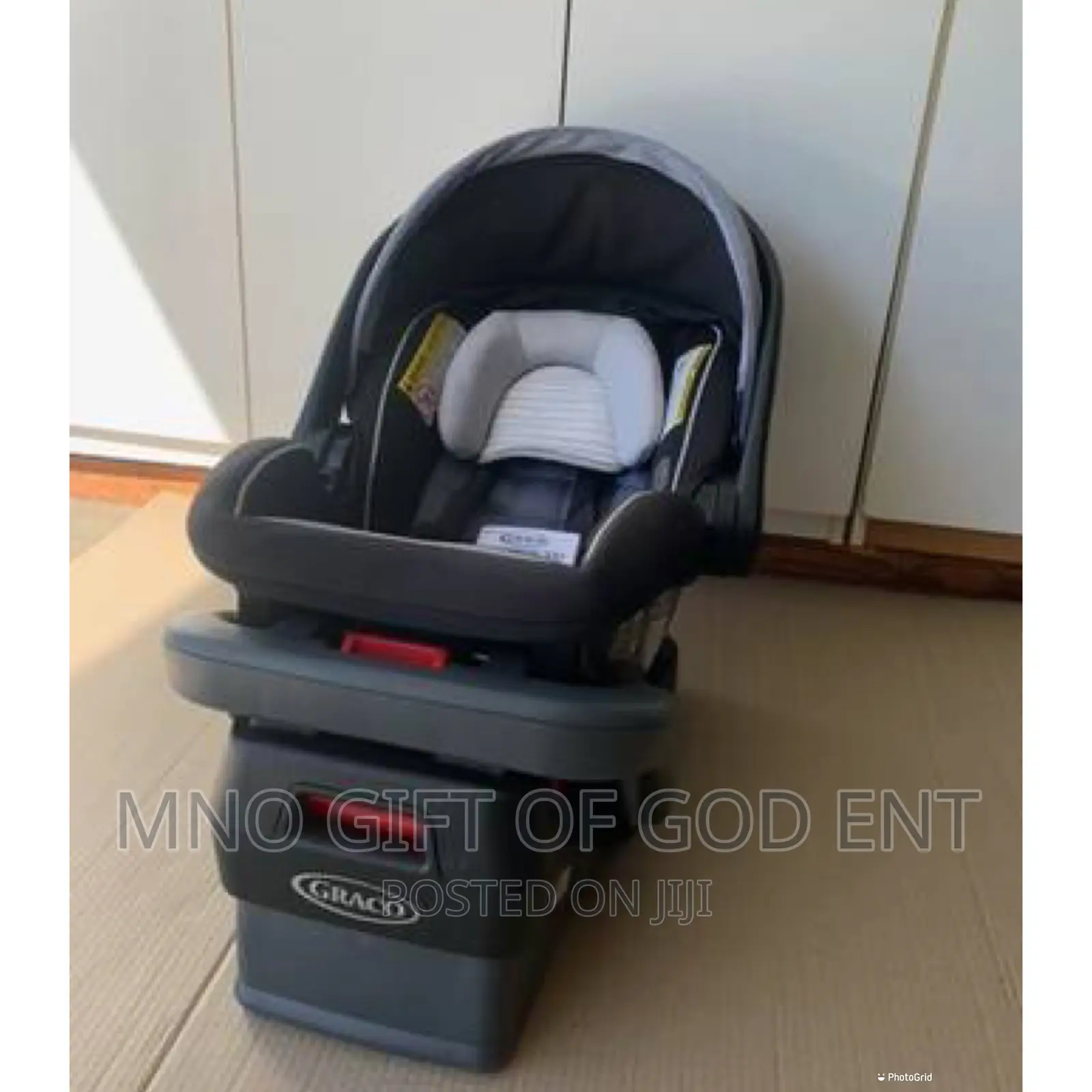 Graco Snugride Snuglock 35 DLX Infant Car Seat - Gallery