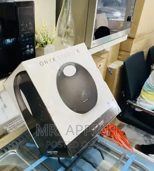 Quality Onyx Studio 6 Portable Bluetooth Speaker,Black.