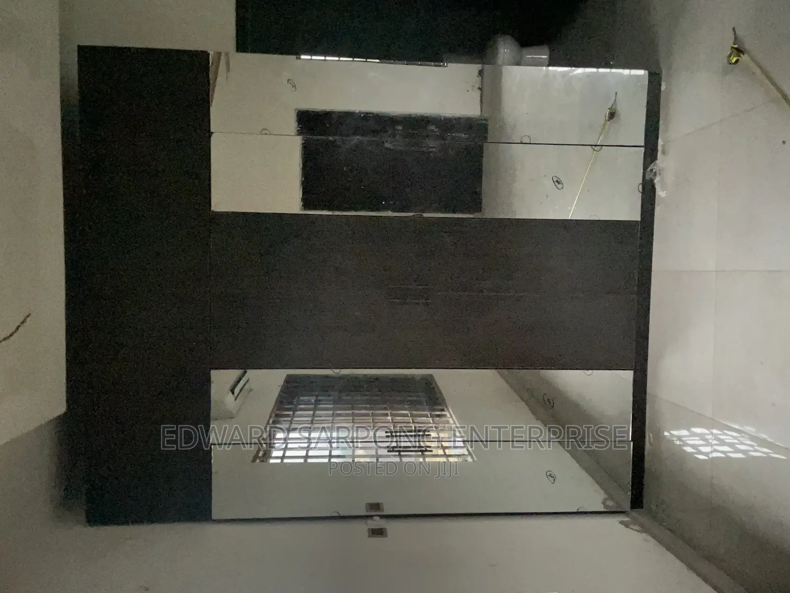 Wardrobe With Glass Doors