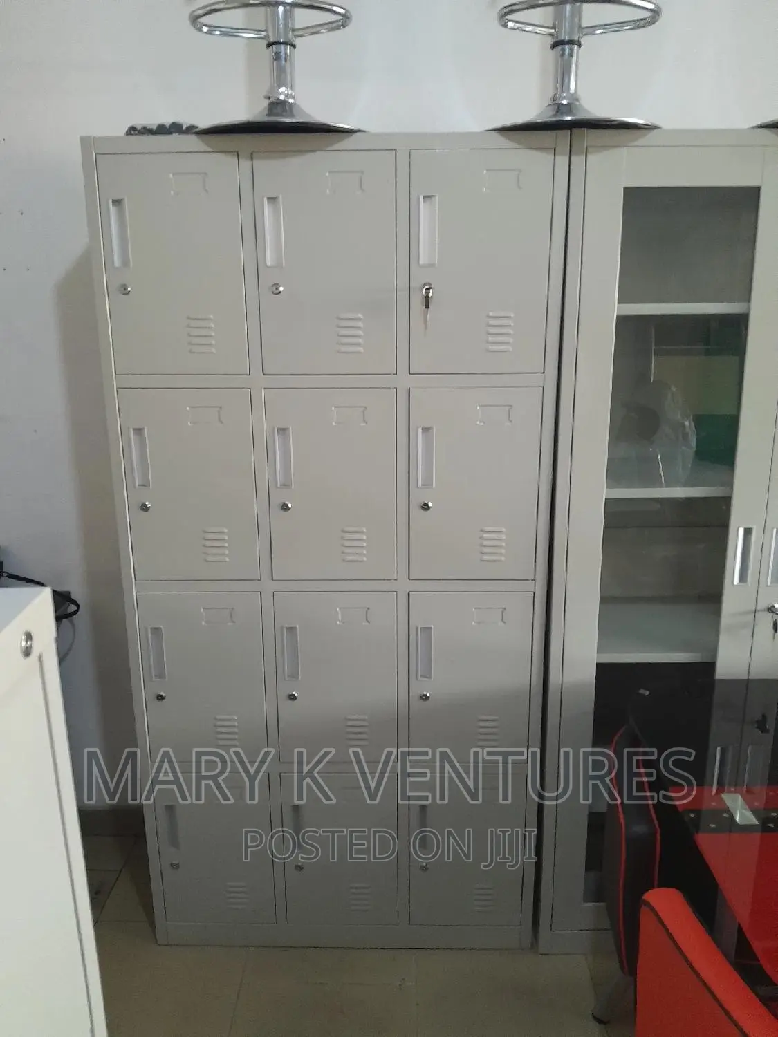 12 Doors Metal Cabinet