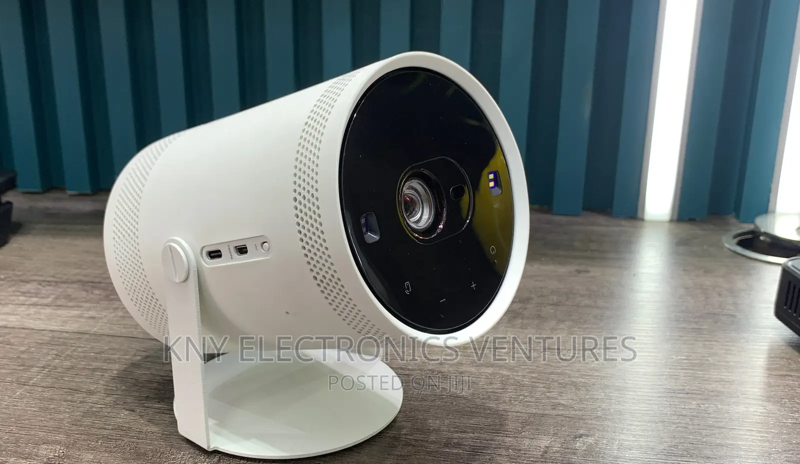 Samsung Projector Used