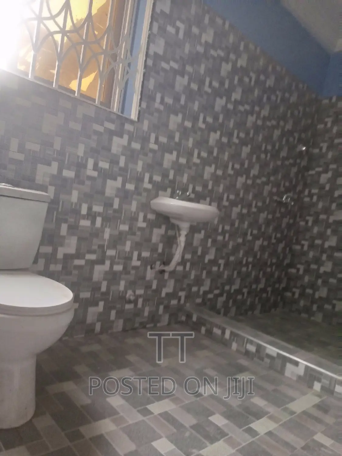 1bdrm Apartment in Teshie Camp for rent
